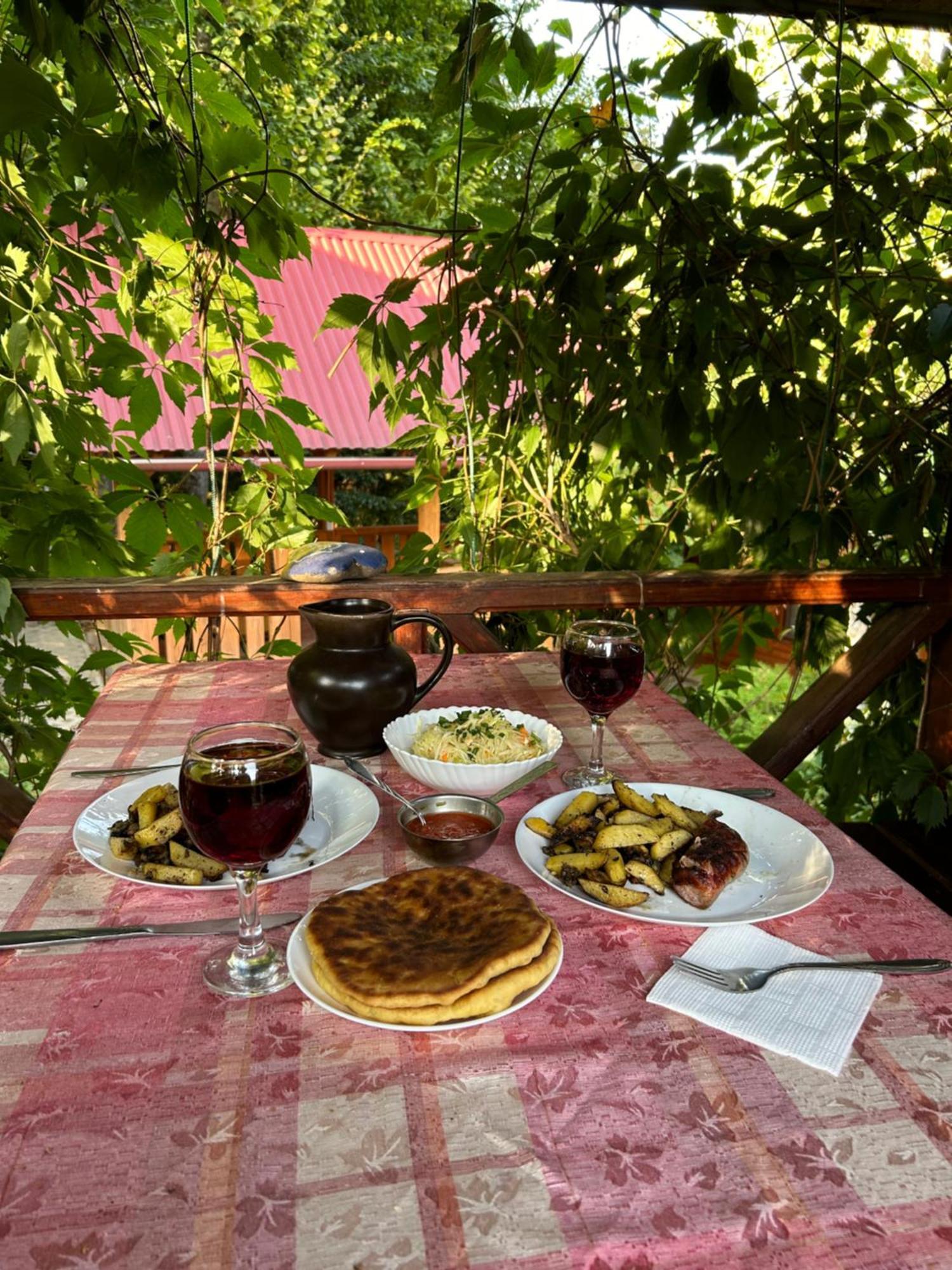 Teremok Guest House Vyshka Exterior photo